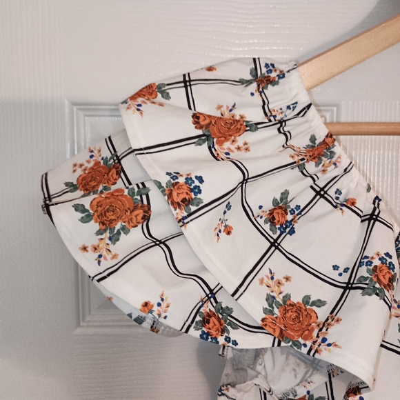 Zara Floral plaid ruffle Cap sleeves Orange Blue print flowers Size Large - Picture 8 of 11